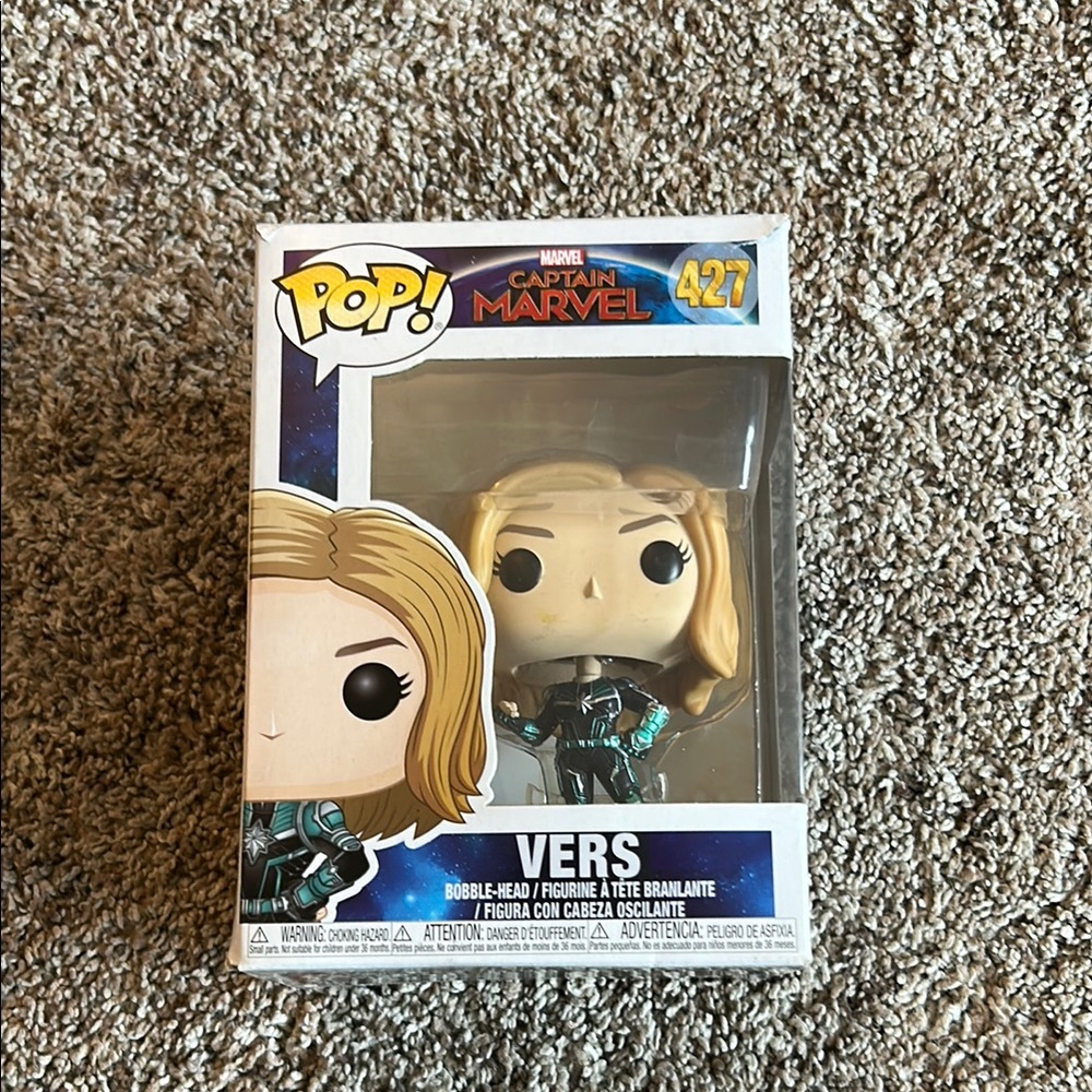 Captain Marvel Vers Funko Pop Figure